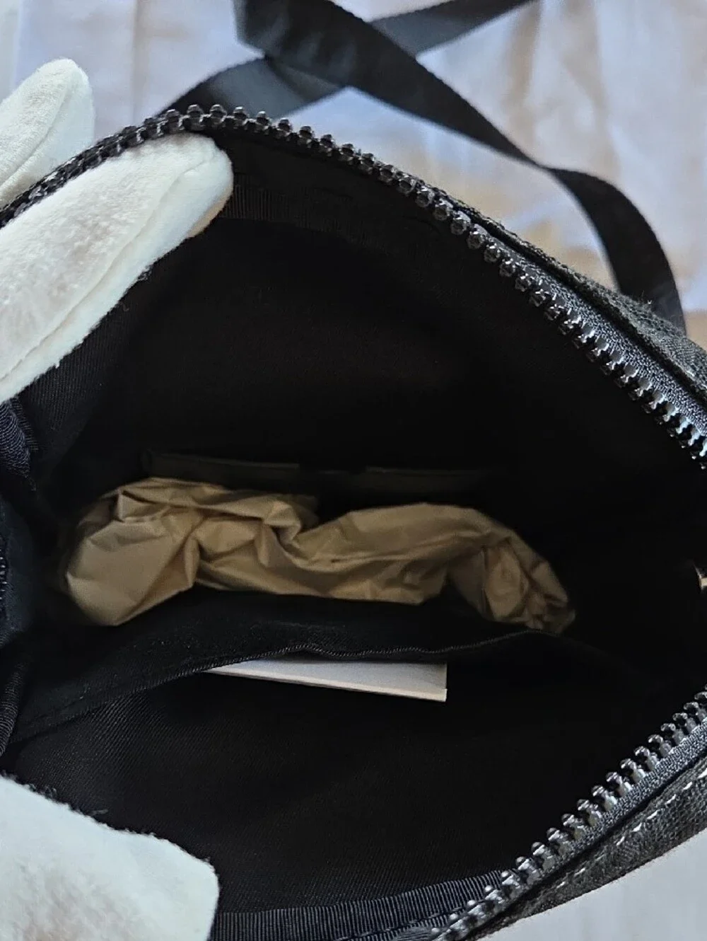 Off-White Zip tie Black Logo Messenger Bag